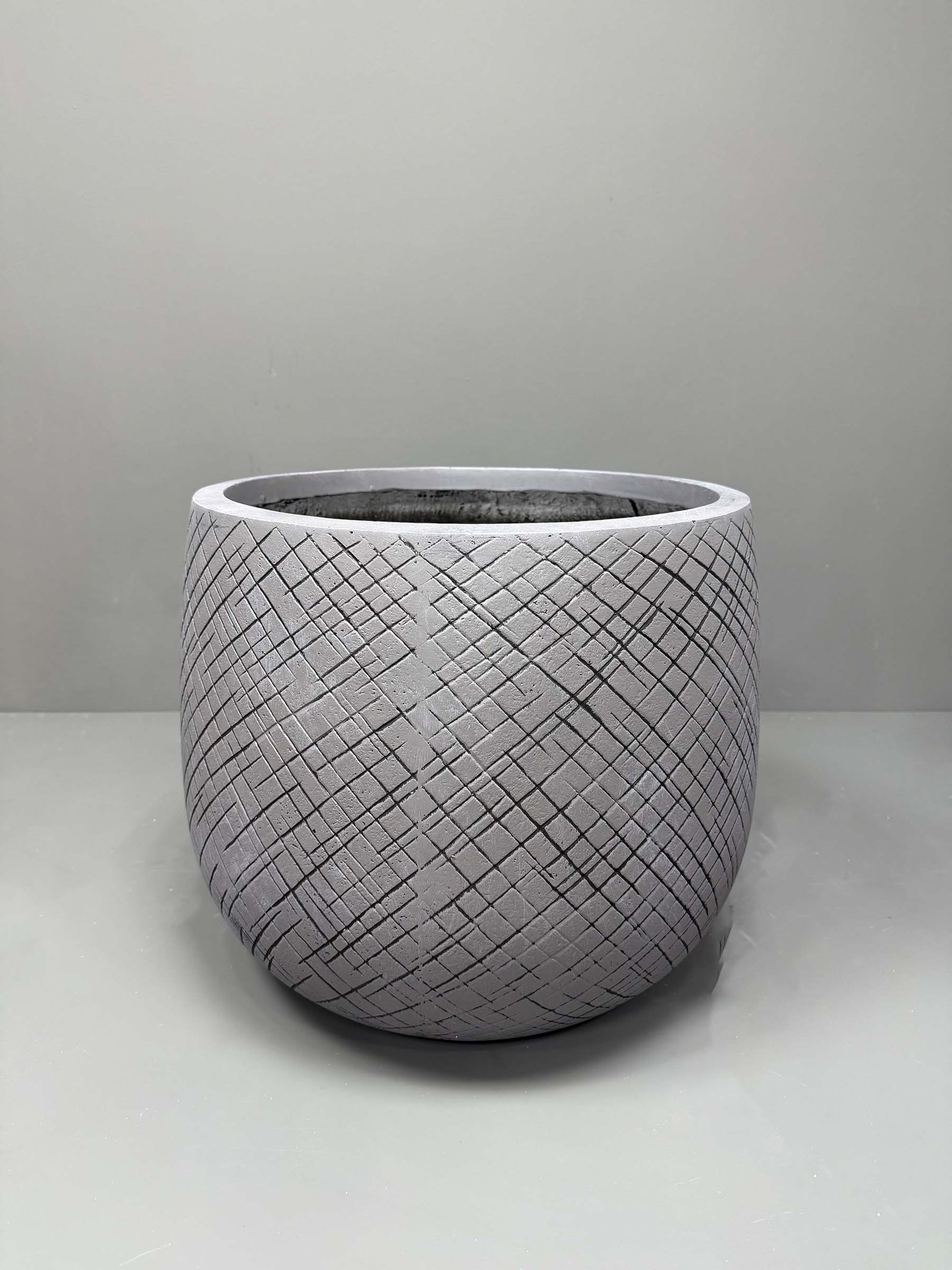 Fiberglass Pot 44cm