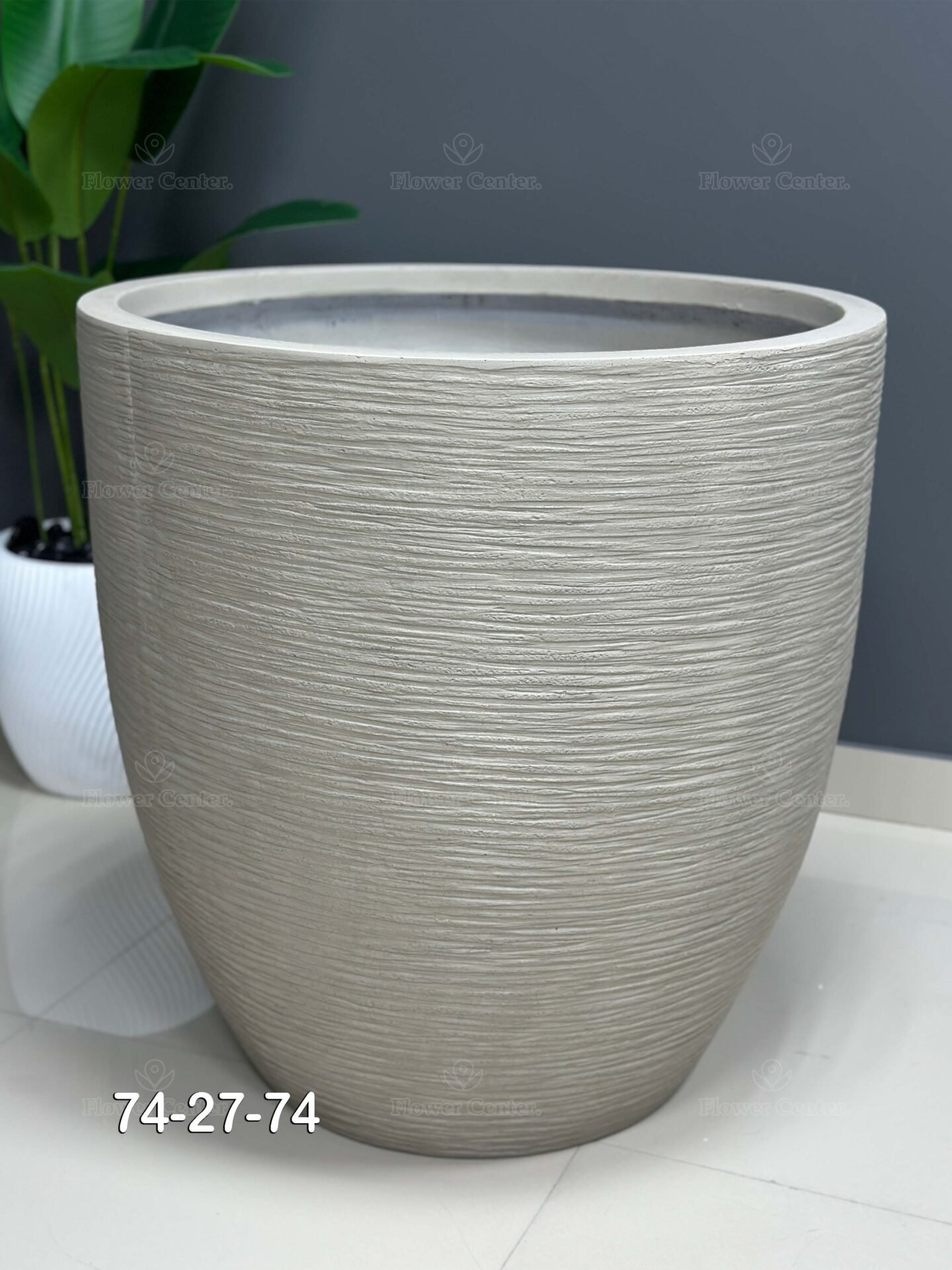 74-27-74 Fiberglass Pot 74cm