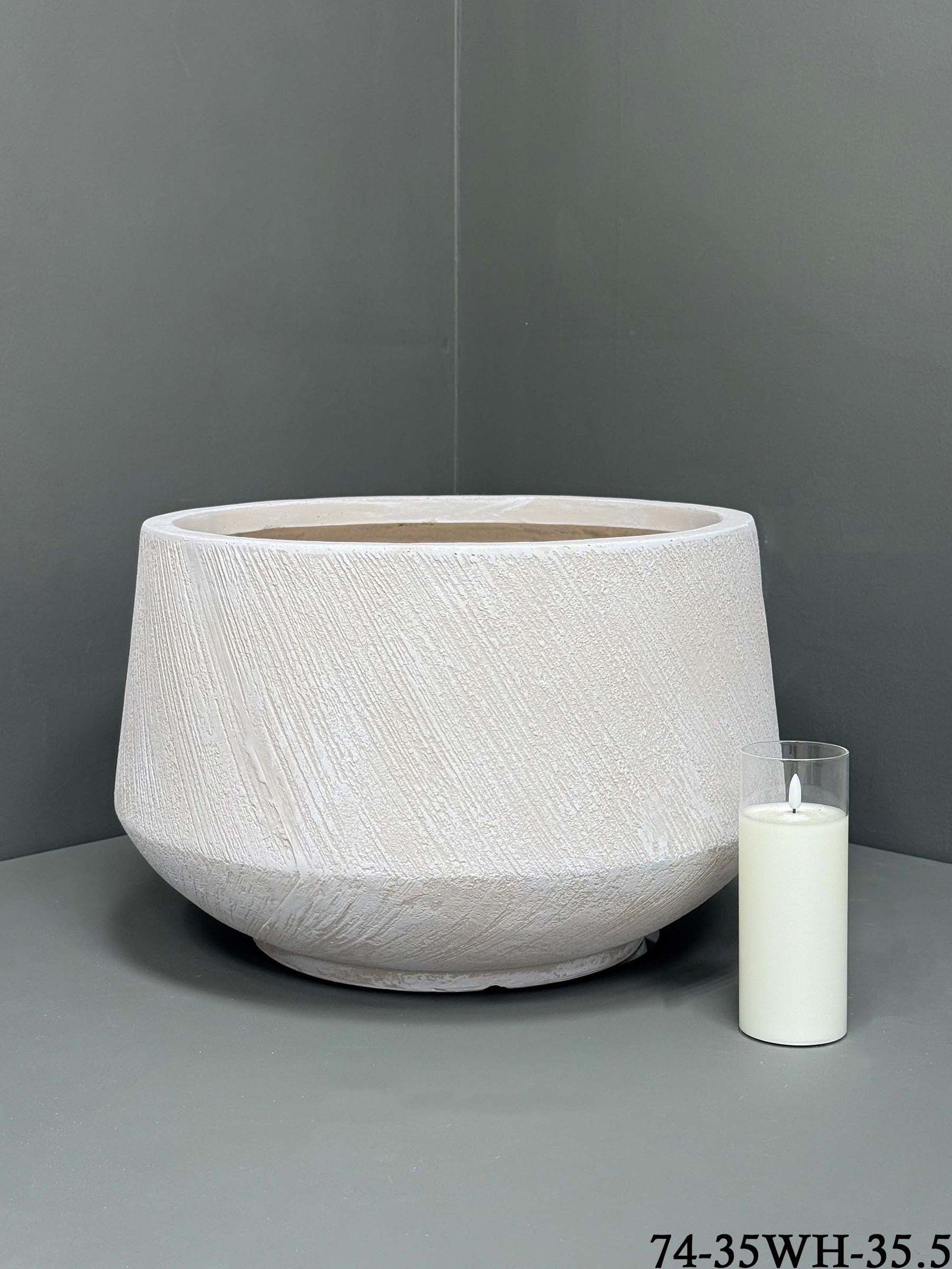 74-35WH-35.5 Fibre clay Pot - Durable Indoor/Outdoor Pots